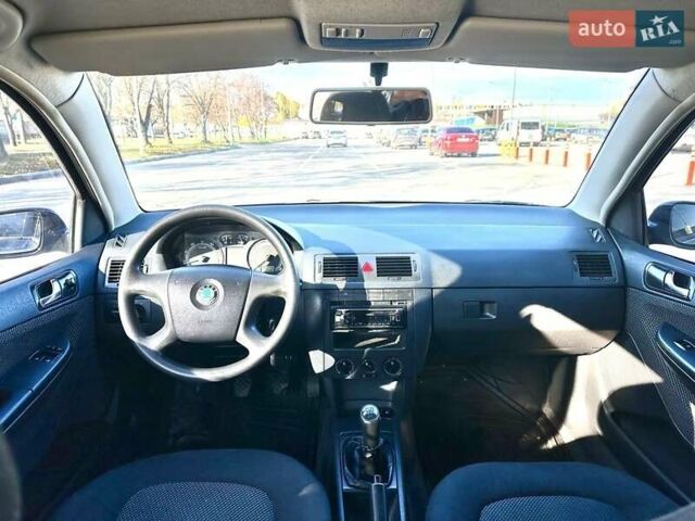 Чорний Шкода Фабія, об'ємом двигуна 1.2 л та пробігом 285 тис. км за 4200 $, фото 14 на Automoto.ua