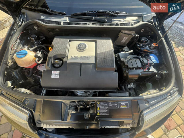 Черный Шкода Фабия, объемом двигателя 1.2 л и пробегом 152 тыс. км за 4700 $, фото 11 на Automoto.ua