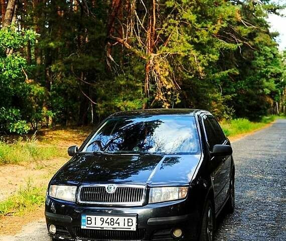 Чорний Шкода Фабія, об'ємом двигуна 1.2 л та пробігом 151 тис. км за 3700 $, фото 1 на Automoto.ua