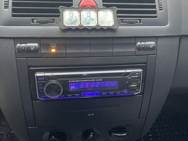 Черный Шкода Фабия, объемом двигателя 1.4 л и пробегом 289 тыс. км за 3470 $, фото 22 на Automoto.ua