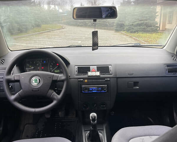 Чорний Шкода Фабія, об'ємом двигуна 1.4 л та пробігом 289 тис. км за 3470 $, фото 81 на Automoto.ua