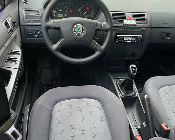 Чорний Шкода Фабія, об'ємом двигуна 1.4 л та пробігом 289 тис. км за 3470 $, фото 80 на Automoto.ua