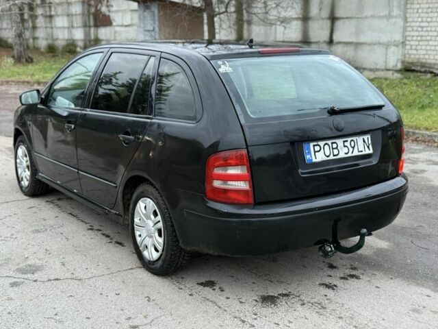 Черный Шкода Фабия, объемом двигателя 1.9 л и пробегом 200 тыс. км за 1550 $, фото 1 на Automoto.ua