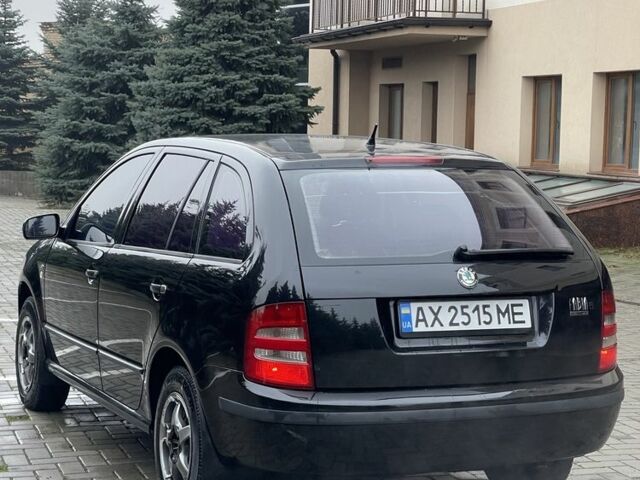 Черный Шкода Фабия, объемом двигателя 1.4 л и пробегом 289 тыс. км за 3470 $, фото 4 на Automoto.ua