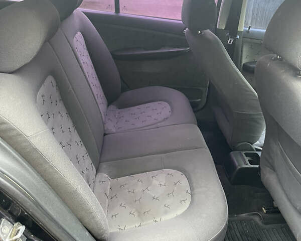 Чорний Шкода Фабія, об'ємом двигуна 1.4 л та пробігом 289 тис. км за 3470 $, фото 47 на Automoto.ua