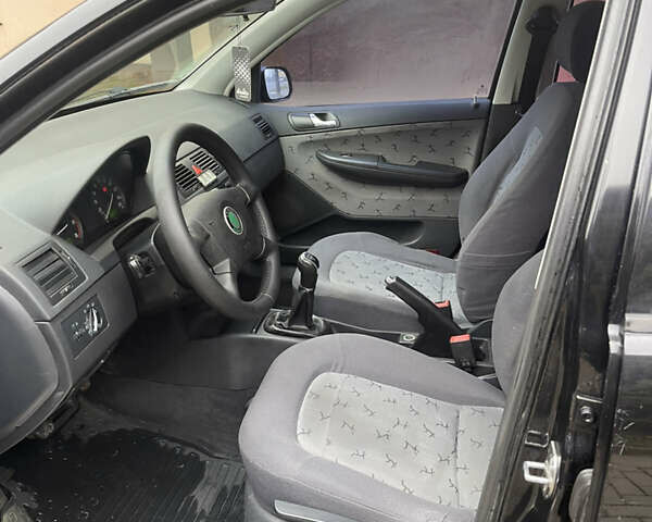 Чорний Шкода Фабія, об'ємом двигуна 1.4 л та пробігом 289 тис. км за 3470 $, фото 78 на Automoto.ua