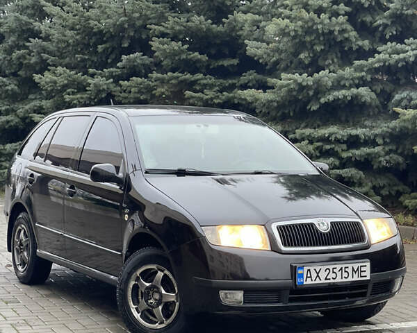 Чорний Шкода Фабія, об'ємом двигуна 1.4 л та пробігом 289 тис. км за 3470 $, фото 2 на Automoto.ua