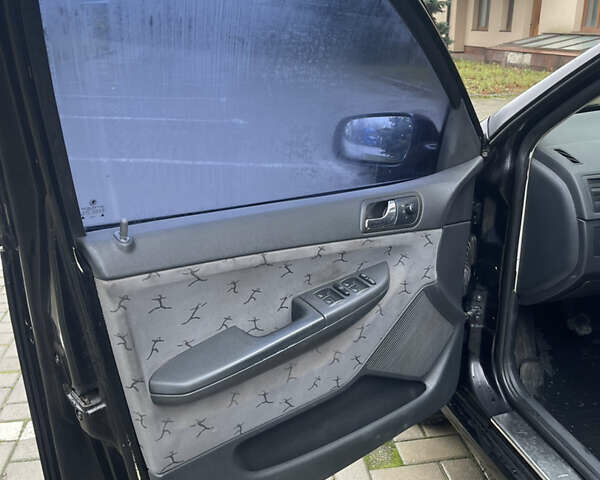 Чорний Шкода Фабія, об'ємом двигуна 1.4 л та пробігом 289 тис. км за 3470 $, фото 57 на Automoto.ua