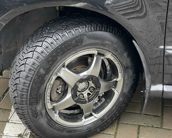 Чорний Шкода Фабія, об'ємом двигуна 1.4 л та пробігом 289 тис. км за 3470 $, фото 32 на Automoto.ua