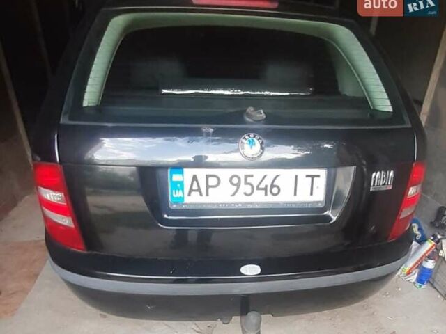 Черный Шкода Фабия, объемом двигателя 1.9 л и пробегом 320 тыс. км за 4600 $, фото 3 на Automoto.ua