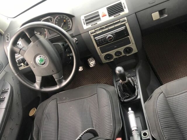 Черный Шкода Фабия, объемом двигателя 1.9 л и пробегом 362 тыс. км за 2550 $, фото 14 на Automoto.ua