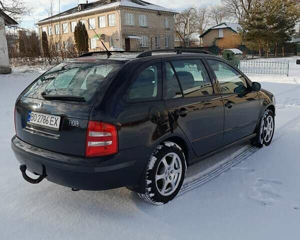 Чорний Шкода Фабія, об'ємом двигуна 1.39 л та пробігом 218 тис. км за 4250 $, фото 7 на Automoto.ua