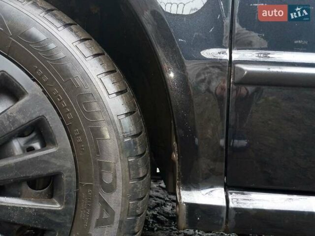 Черный Шкода Фабия, объемом двигателя 1.39 л и пробегом 220 тыс. км за 4800 $, фото 10 на Automoto.ua