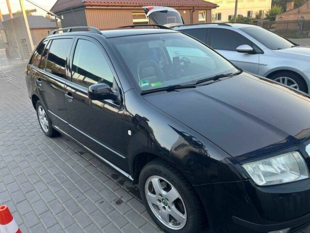 Чорний Шкода Фабія, об'ємом двигуна 1.4 л та пробігом 190 тис. км за 5500 $, фото 1 на Automoto.ua