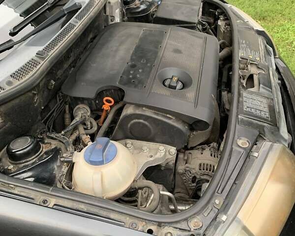 Черный Шкода Фабия, объемом двигателя 1.39 л и пробегом 264 тыс. км за 3600 $, фото 10 на Automoto.ua