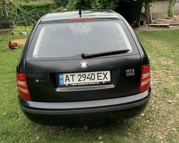 Черный Шкода Фабия, объемом двигателя 1.39 л и пробегом 264 тыс. км за 3600 $, фото 3 на Automoto.ua