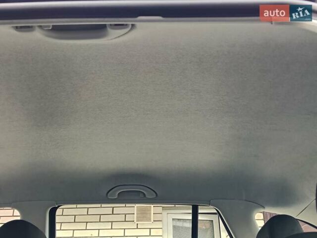 Черный Шкода Фабия, объемом двигателя 1.4 л и пробегом 225 тыс. км за 4800 $, фото 57 на Automoto.ua