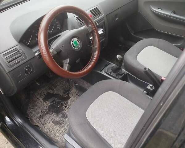Шкода Фабия 2004 в Виннице на Automoto.ua Черный Шкода Фабия, объемом двигателя 1.39 л и пробегом 308 тыс. км за 3300 $, фото 11 на Automoto.ua