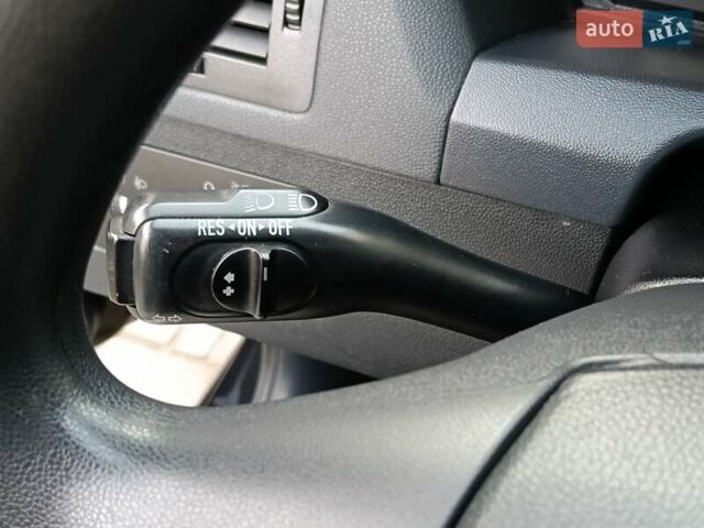 Черный Шкода Фабия, объемом двигателя 1.4 л и пробегом 225 тыс. км за 4800 $, фото 38 на Automoto.ua