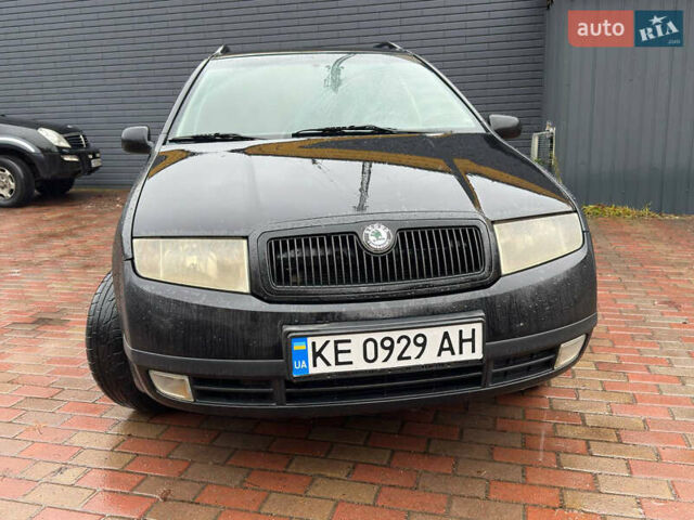 Черный Шкода Фабия, объемом двигателя 1.9 л и пробегом 225 тыс. км за 3700 $, фото 1 на Automoto.ua