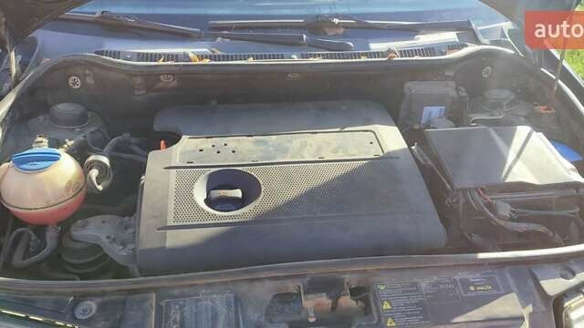 Черный Шкода Фабия, объемом двигателя 1.4 л и пробегом 387 тыс. км за 3500 $, фото 10 на Automoto.ua