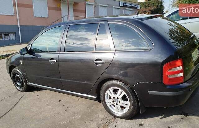 Чорний Шкода Фабія, об'ємом двигуна 0 л та пробігом 308 тис. км за 3200 $, фото 1 на Automoto.ua