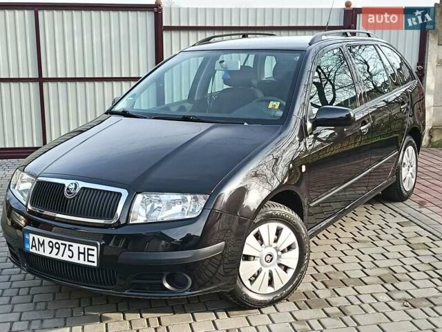Черный Шкода Фабия, объемом двигателя 1.4 л и пробегом 225 тыс. км за 4800 $, фото 17 на Automoto.ua