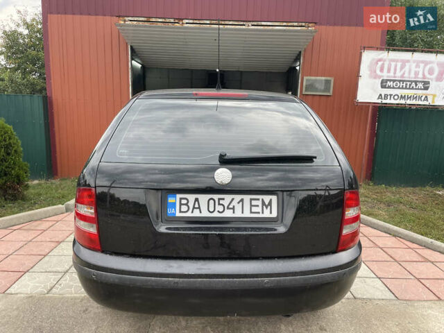 Чорний Шкода Фабія, об'ємом двигуна 1.39 л та пробігом 186 тис. км за 4100 $, фото 6 на Automoto.ua