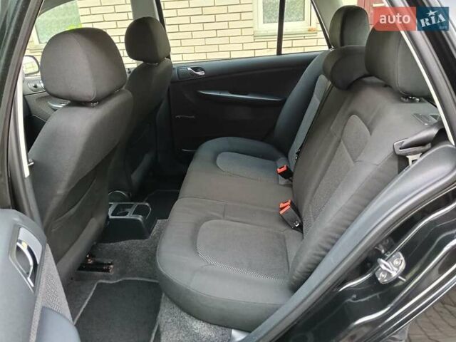 Черный Шкода Фабия, объемом двигателя 1.4 л и пробегом 225 тыс. км за 4800 $, фото 53 на Automoto.ua