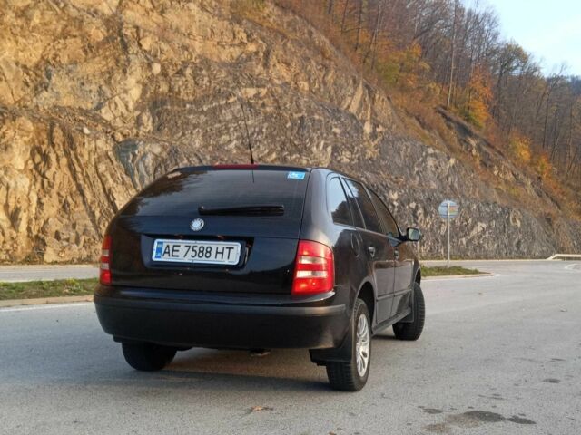 Черный Шкода Фабия, объемом двигателя 1.2 л и пробегом 300 тыс. км за 4350 $, фото 18 на Automoto.ua