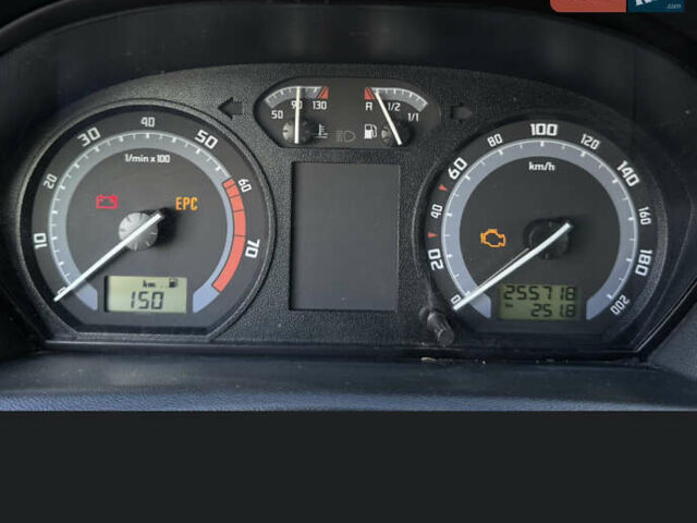 Шкода Фабия 2004 в Тернополе на Automoto.ua Черный Шкода Фабия, объемом двигателя 1.4 л и пробегом 261 тыс. км за 3950 $, фото 19 на Automoto.ua