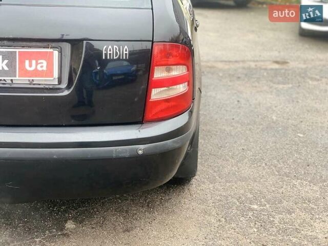 Черный Шкода Фабия, объемом двигателя 1.4 л и пробегом 308 тыс. км за 3390 $, фото 10 на Automoto.ua