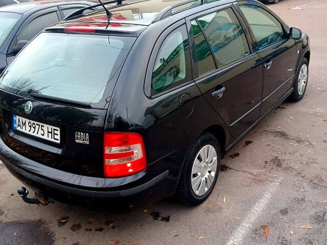 Чорний Шкода Фабія, об'ємом двигуна 1.4 л та пробігом 224 тис. км за 4500 $, фото 6 на Automoto.ua