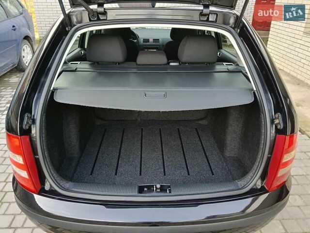 Черный Шкода Фабия, объемом двигателя 1.4 л и пробегом 225 тыс. км за 4800 $, фото 59 на Automoto.ua