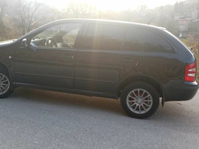 Черный Шкода Фабия, объемом двигателя 1.2 л и пробегом 300 тыс. км за 4350 $, фото 16 на Automoto.ua