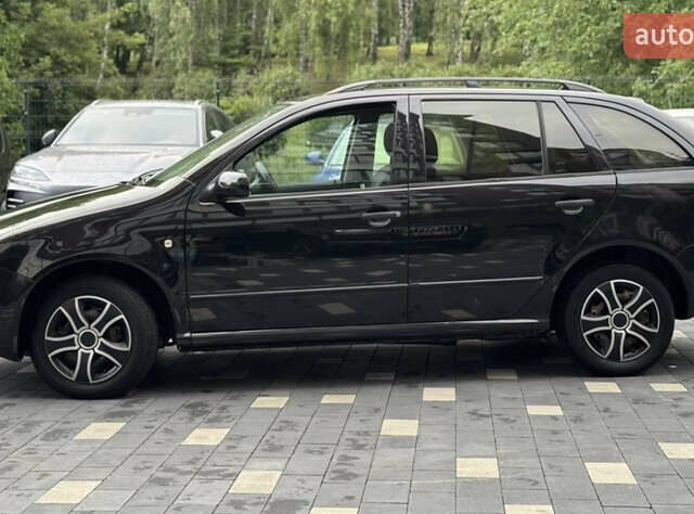 Шкода Фабия 2004 в Тернополе на Automoto.ua Черный Шкода Фабия, объемом двигателя 1.4 л и пробегом 261 тыс. км за 3950 $, фото 4 на Automoto.ua