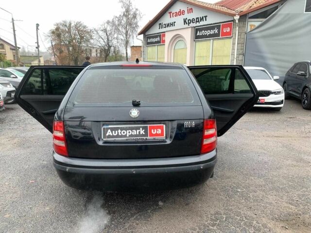 Черный Шкода Фабия, объемом двигателя 1.4 л и пробегом 308 тыс. км за 3390 $, фото 14 на Automoto.ua