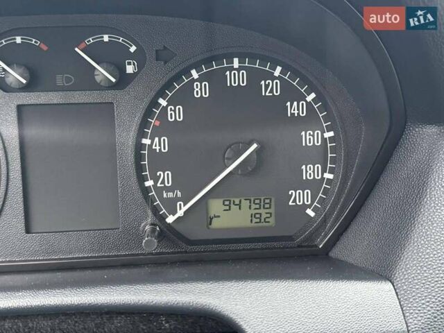 Черный Шкода Фабия, объемом двигателя 1.4 л и пробегом 94 тыс. км за 4900 $, фото 26 на Automoto.ua