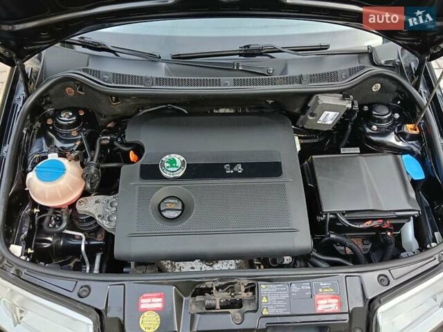 Черный Шкода Фабия, объемом двигателя 1.4 л и пробегом 225 тыс. км за 4800 $, фото 23 на Automoto.ua