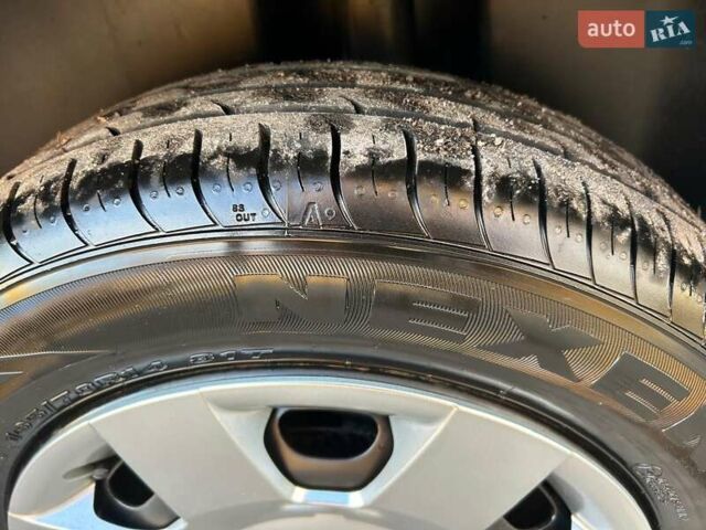 Шкода Фабия 2005 в Казатине на Automoto.ua Черный Шкода Фабия, объемом двигателя 1.4 л и пробегом 184 тыс. км за 4900 $, фото 23 на Automoto.ua