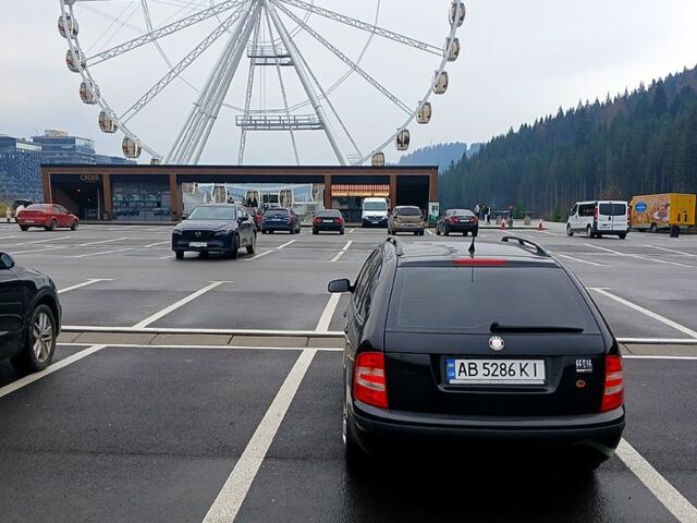 Черный Шкода Фабия, объемом двигателя 1.4 л и пробегом 247 тыс. км за 6000 $, фото 2 на Automoto.ua