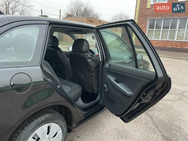 Черный Шкода Фабия, объемом двигателя 1.2 л и пробегом 245 тыс. км за 3450 $, фото 36 на Automoto.ua