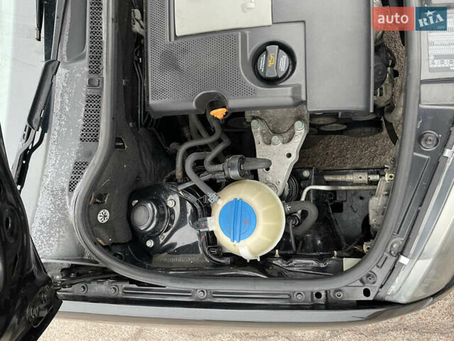 Черный Шкода Фабия, объемом двигателя 1.2 л и пробегом 245 тыс. км за 3450 $, фото 27 на Automoto.ua