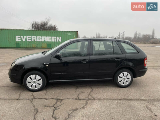 Черный Шкода Фабия, объемом двигателя 1.2 л и пробегом 245 тыс. км за 3450 $, фото 6 на Automoto.ua
