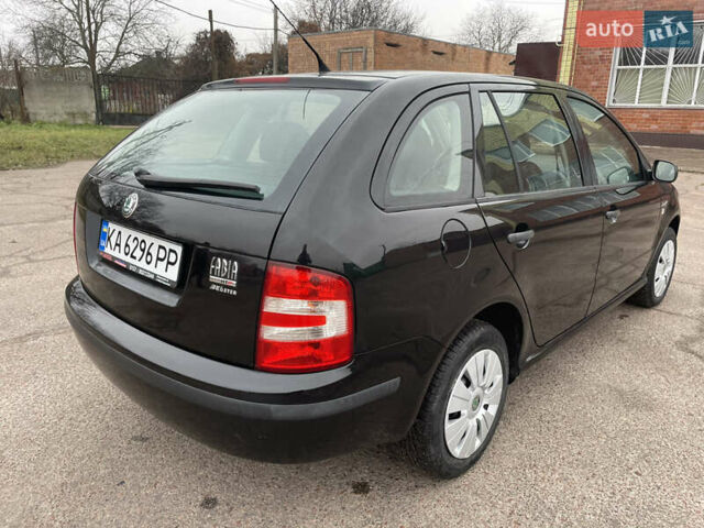 Черный Шкода Фабия, объемом двигателя 1.2 л и пробегом 245 тыс. км за 3450 $, фото 16 на Automoto.ua