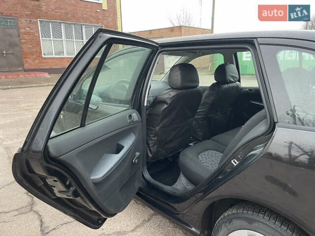 Черный Шкода Фабия, объемом двигателя 1.2 л и пробегом 245 тыс. км за 3450 $, фото 43 на Automoto.ua