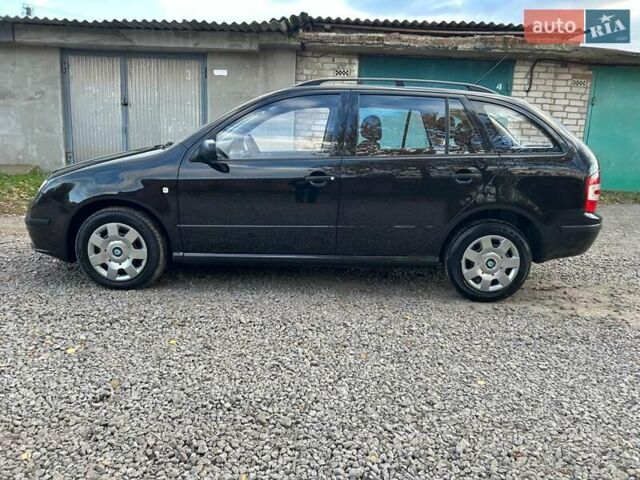 Шкода Фабия 2005 в Казатине на Automoto.ua Черный Шкода Фабия, объемом двигателя 1.4 л и пробегом 184 тыс. км за 4900 $, фото 3 на Automoto.ua