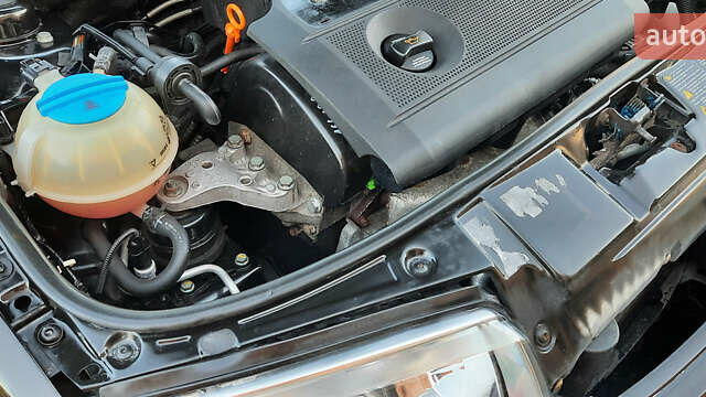 Черный Шкода Фабия, объемом двигателя 1.39 л и пробегом 168 тыс. км за 4600 $, фото 41 на Automoto.ua