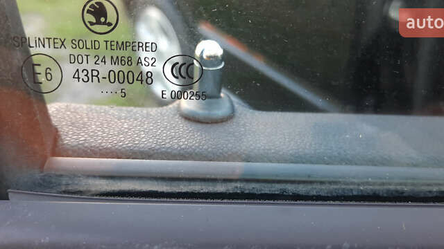 Черный Шкода Фабия, объемом двигателя 1.39 л и пробегом 168 тыс. км за 4600 $, фото 36 на Automoto.ua