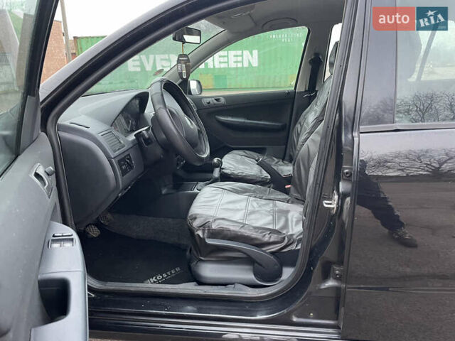 Черный Шкода Фабия, объемом двигателя 1.2 л и пробегом 245 тыс. км за 3450 $, фото 42 на Automoto.ua